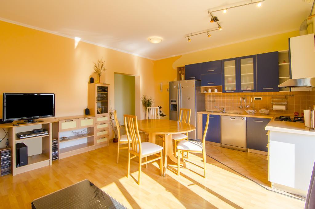 Apartment Music School Сплит Экстерьер фото